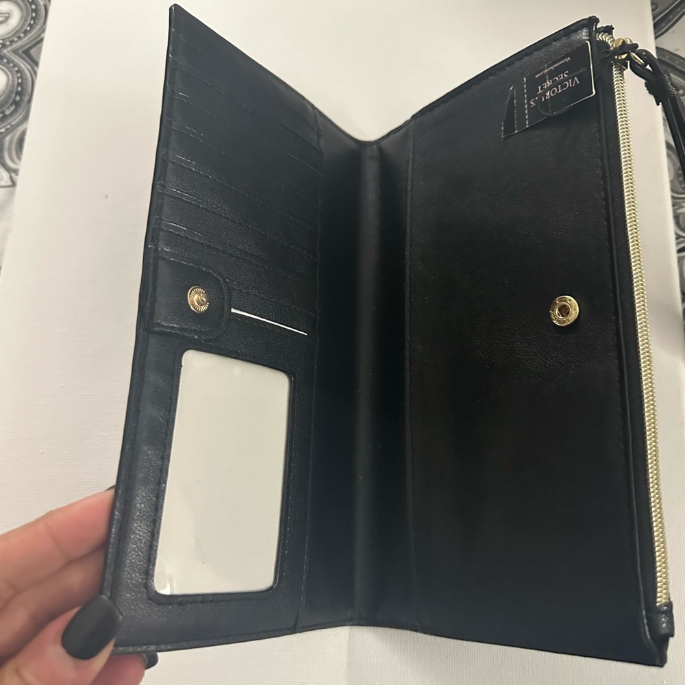 Wallet brand new